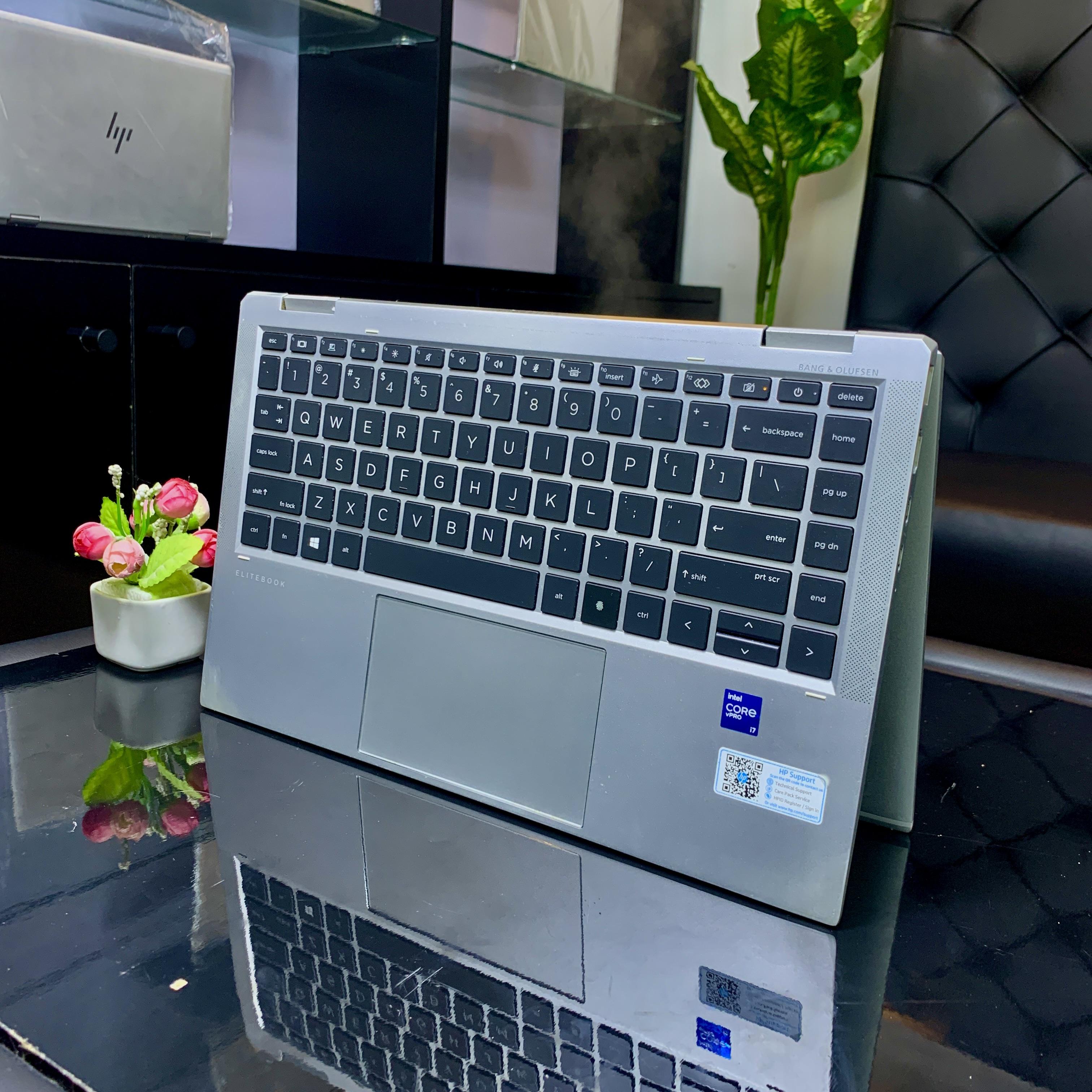 Hp elitebook 1040 g8 x360 image2